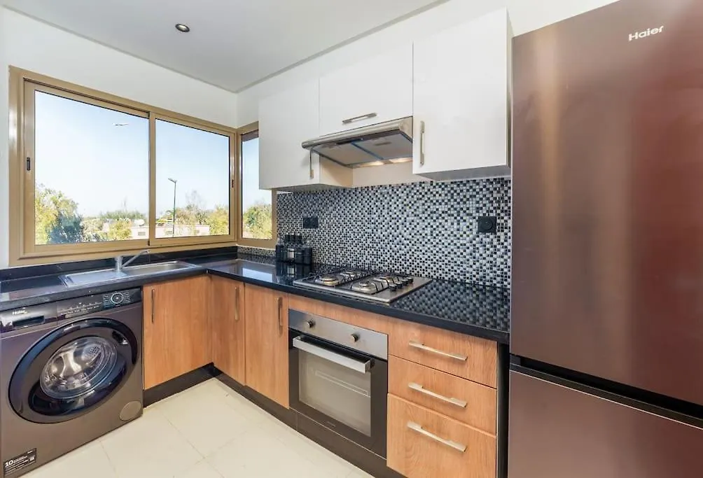 Luxury Apartment Golf & Pool View - Wifi Marakeş Fas
