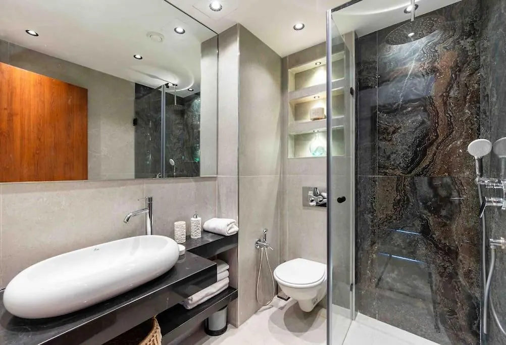 Luxury Apartment Golf & Pool View - Wifi Marakeş