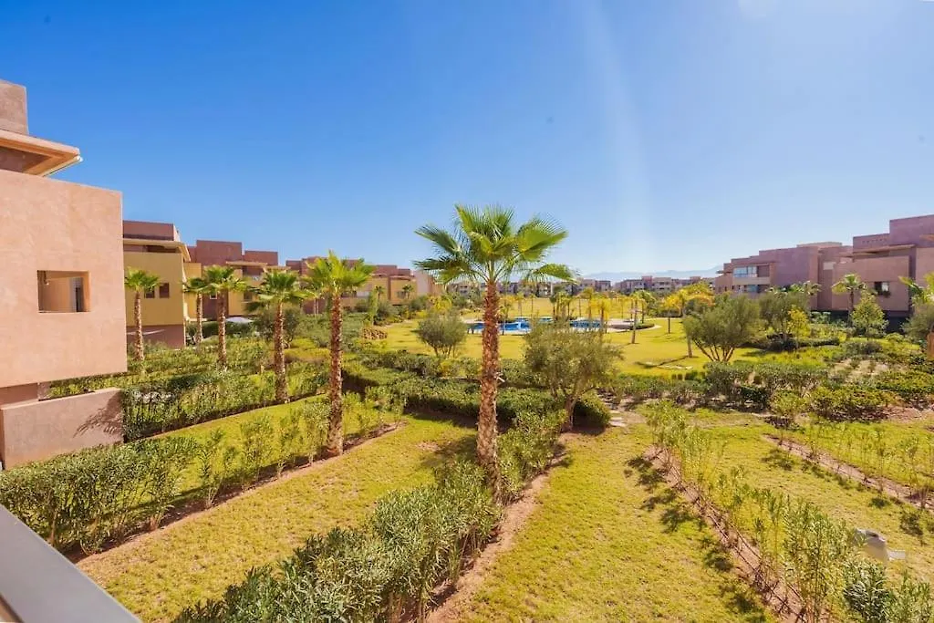 Luxury Apartment Golf & Pool View - Wifi Marakeş